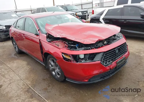 2024 Honda Accord Ex z USA, uszkodzony, nr VIN 1HGCY1F32RA067978